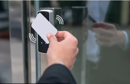 نرم افزار حضور و غیاب